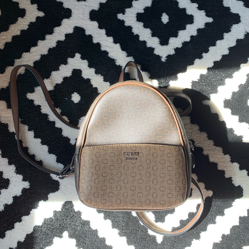 guess mini backpack/purse
